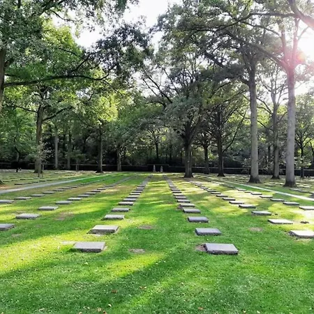 Coastal Comfort By The Sea *